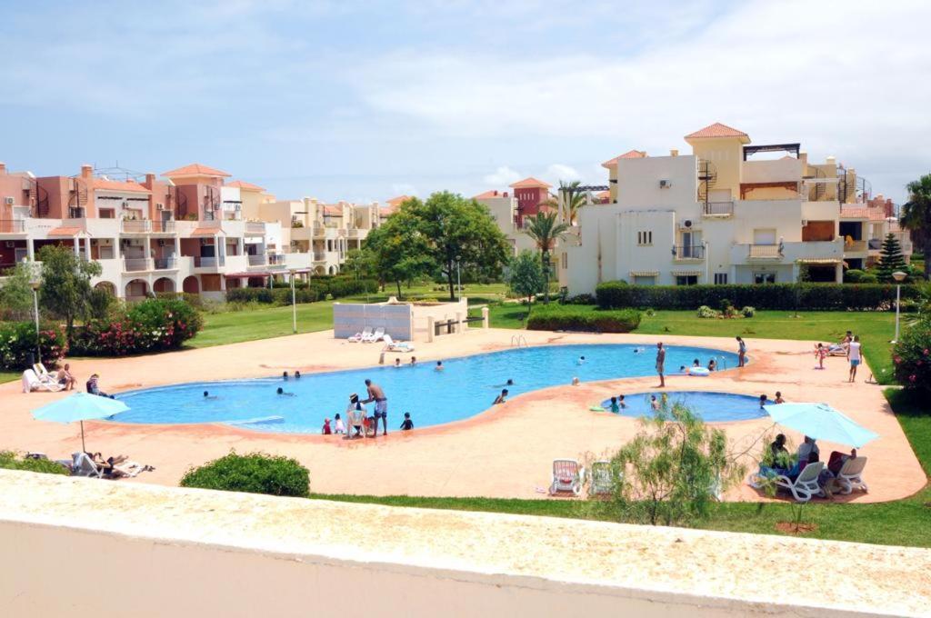 Triplex La Marina Saidia Apartment Exterior photo
